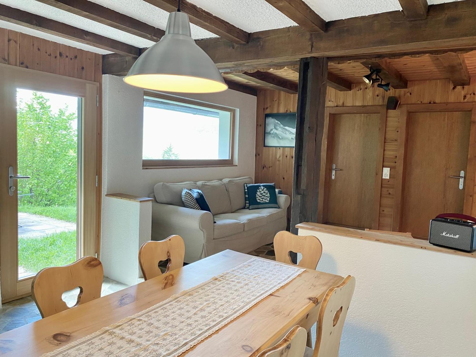 Eco Lodge With Jacuzzi And View In The Swiss Alps Grône Exterior foto